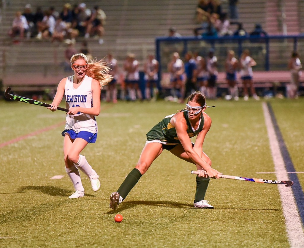 SJ.SToxfordhillsLHSfieldhockeyP.091322_2